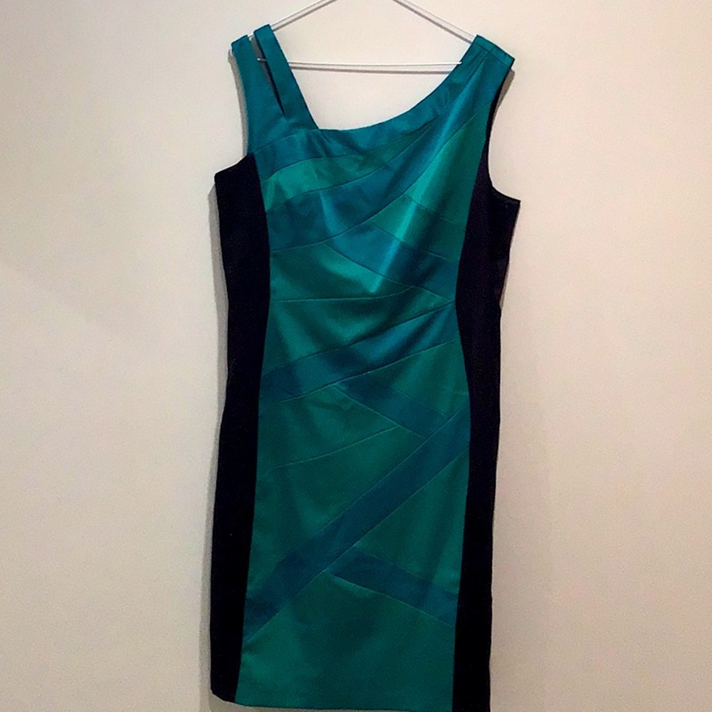 Laura dress